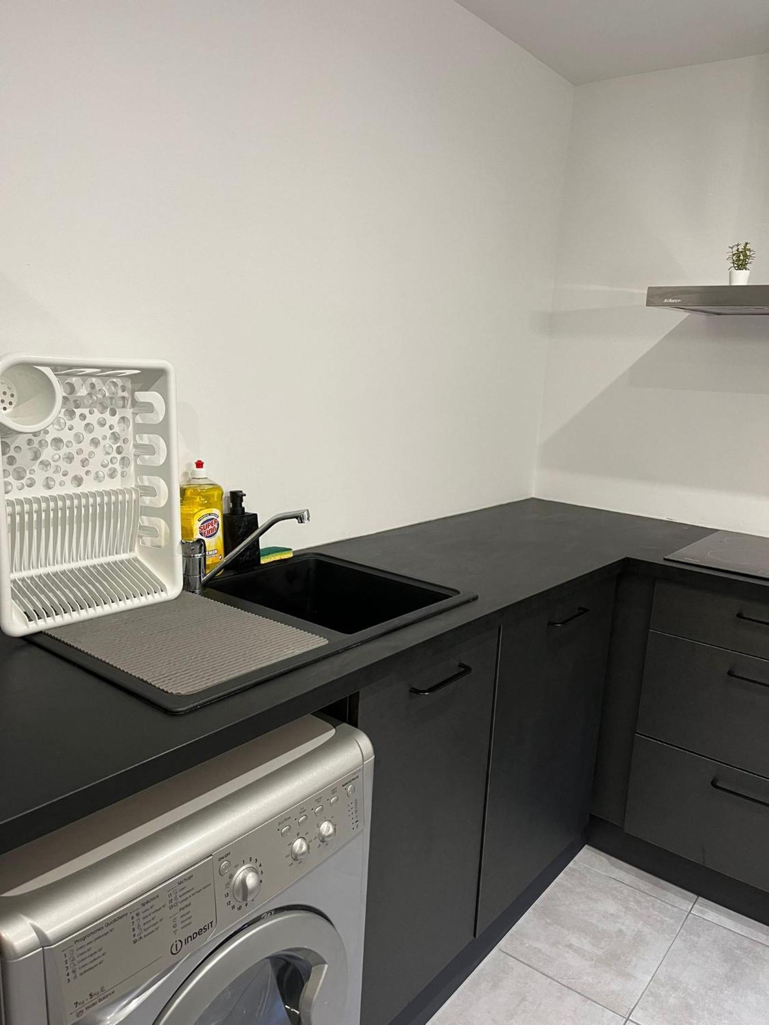 Le Charme Citadin 55 M² Avec Exterieur * Valenciennes